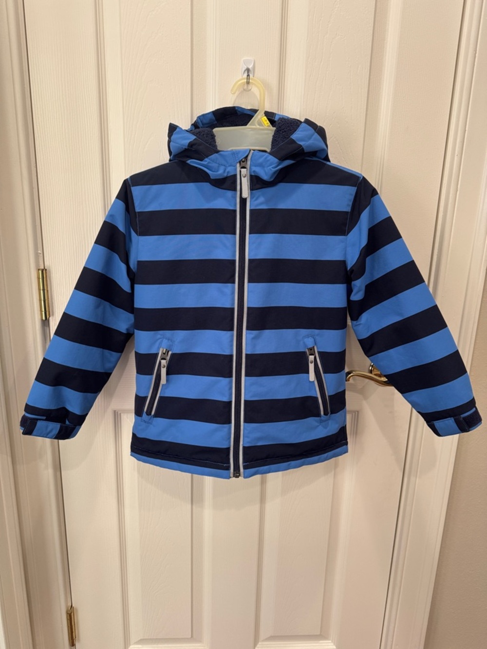 Hanna Andersson Navy and Light Blue Striped Lined Coat with hood 120 (6-7)